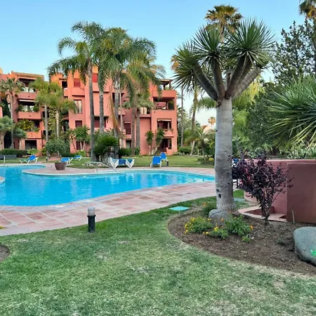 Bliss 2 Min To Alicate And Pool In Apartment Marbella