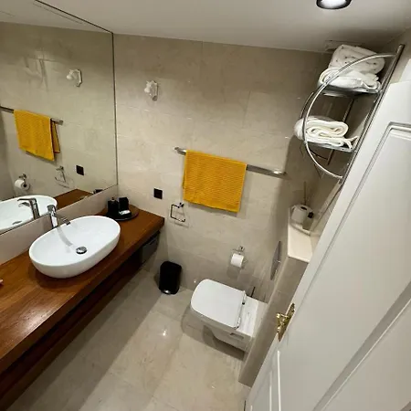 Apartment Bliss 2 Min To Alicate And Pool In Marbella